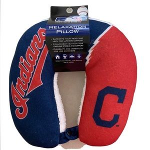 Cleveland Indians Neck Rest Travel Pillow-Navy/Red/White-New w/Tags-Super Soft